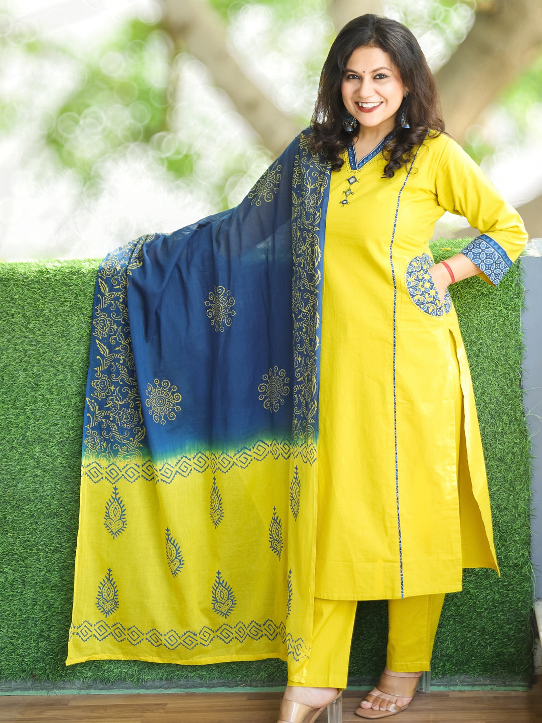 Phoolan Lime Yellow V Neck Lace and Mirror Work with Pocket Cotton 3 Piece Set