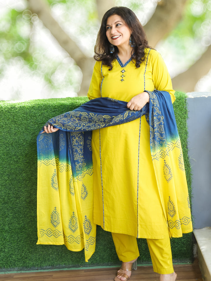 Phoolan Lime Yellow V Neck Lace and Mirror Work with Pocket Cotton 3 Piece Set