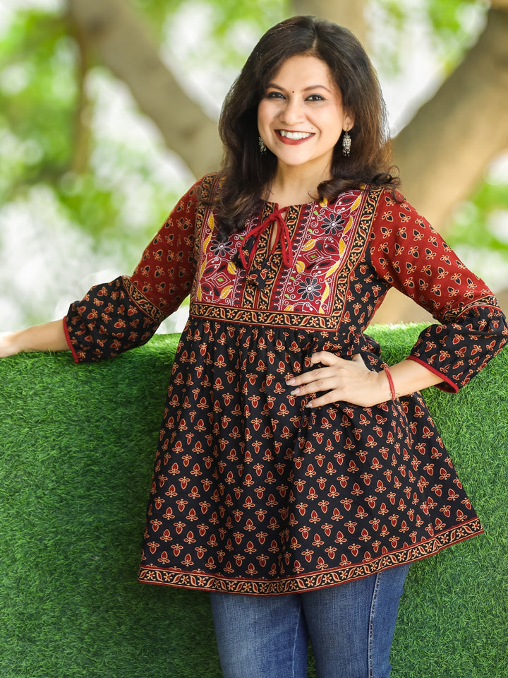 Paro Faded Black Kutch Patch with Knot Ajrak Printed Peplum Short Cotton Kurti