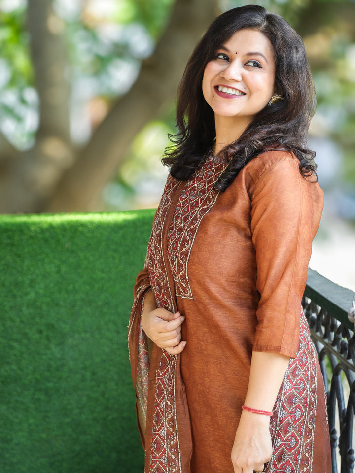 Sanam Powder Brown Printed Yoke with Kantha Work Detailing Chanderi 3 PIece Set
