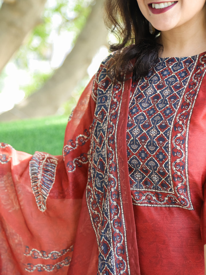 Sanam Berry Red Printed Yoke with Kantha Work Detailing Chanderi 3 PIece Set