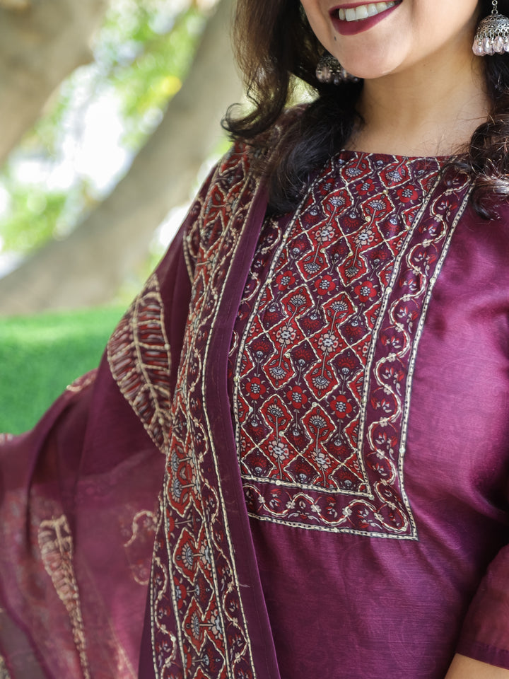 Sanam Wine Burgundy Printed Yoke with Kantha Work Detailing Chanderi 3 PIece Set
