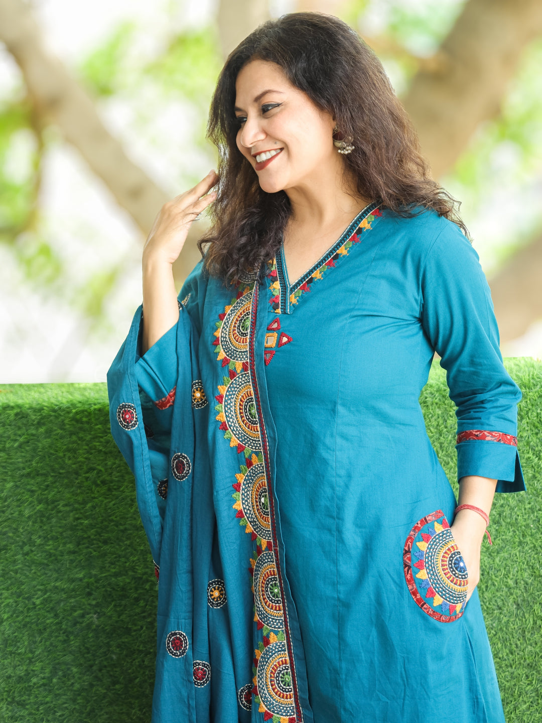 Kaveri Cerulean Teal V Neck Mirror Work with Embroiered Pocket Cotton 3 Piece Set