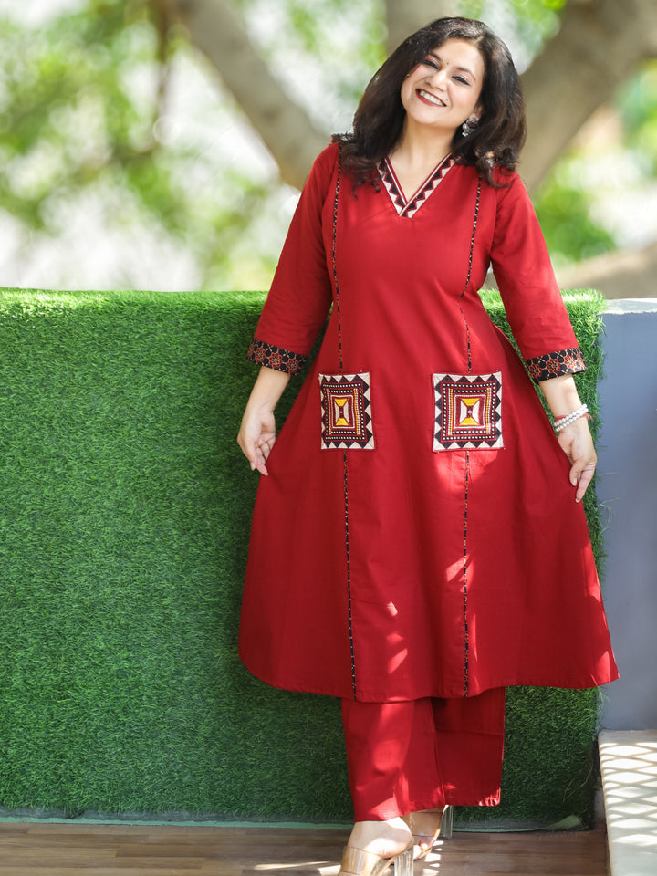 Saiyara Cherry Red V Neck Lace Work with Embroiered Pocket Cotton 2 Piece Set