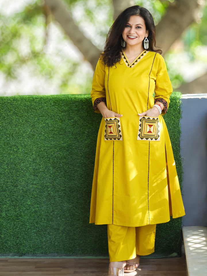Saiyara Turmeric Yellow V Neck Lace Work with Embroiered Pocket Cotton 2 Piece Set