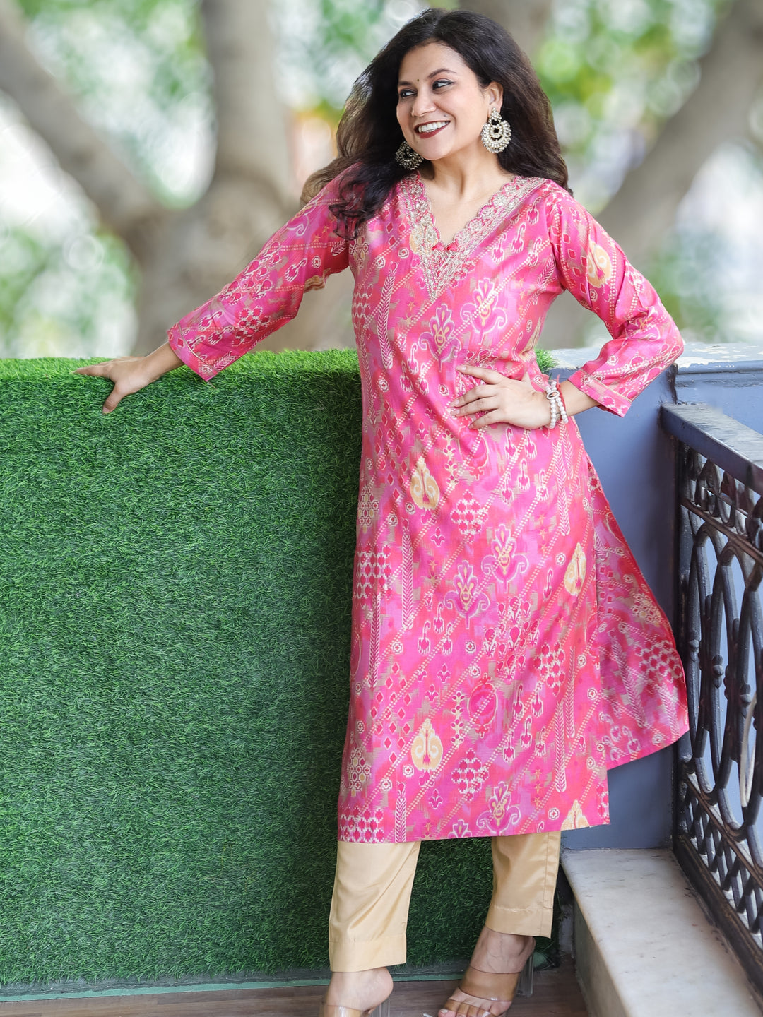 Daarshvi Lotus Pink V Embellish Neck Work in Digital Floral Print Modal Kurti