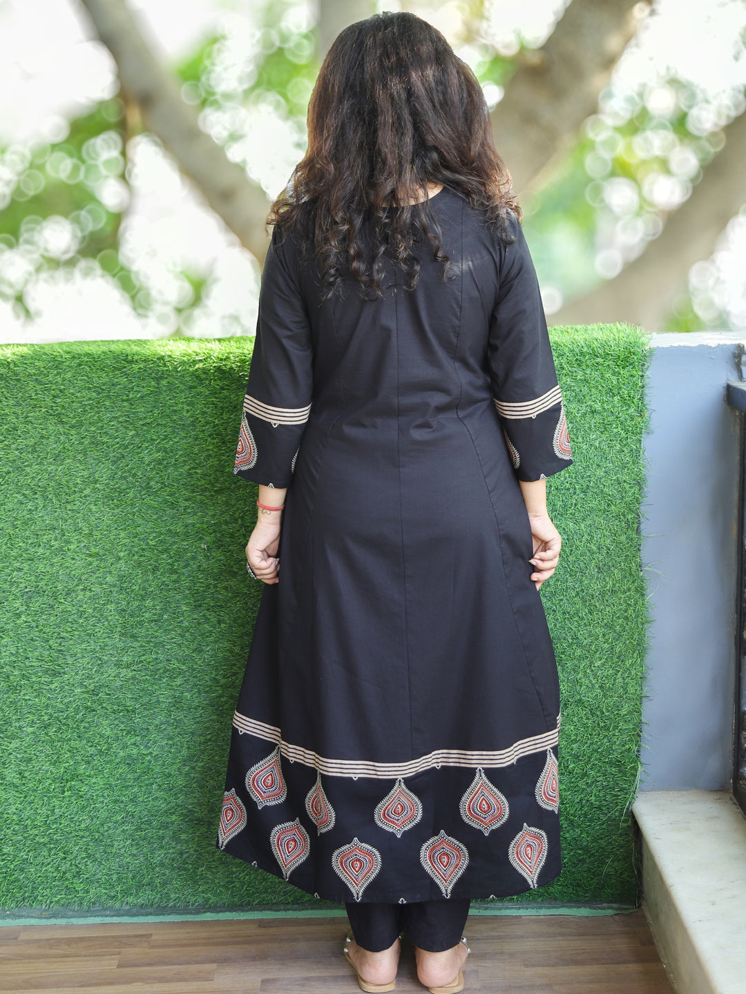 Rivaazi Ebony Black V Neck and Mirror Patch in Printed Hemline Anarkali Cotton Kurti