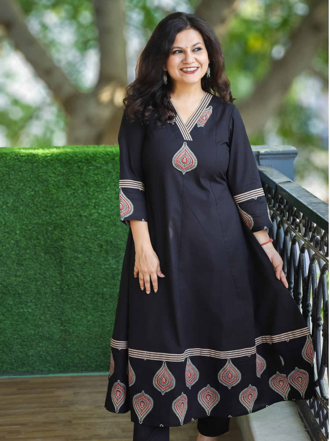 Rivaazi Ebony Black V Neck and Mirror Patch in Printed Hemline Anarkali Cotton Kurti