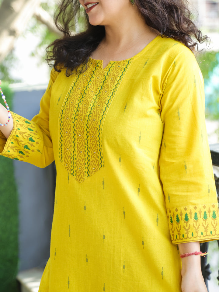Saloni Dijon Yellow Thread with Sequine Work in Pigment Printed Cotton Kurti