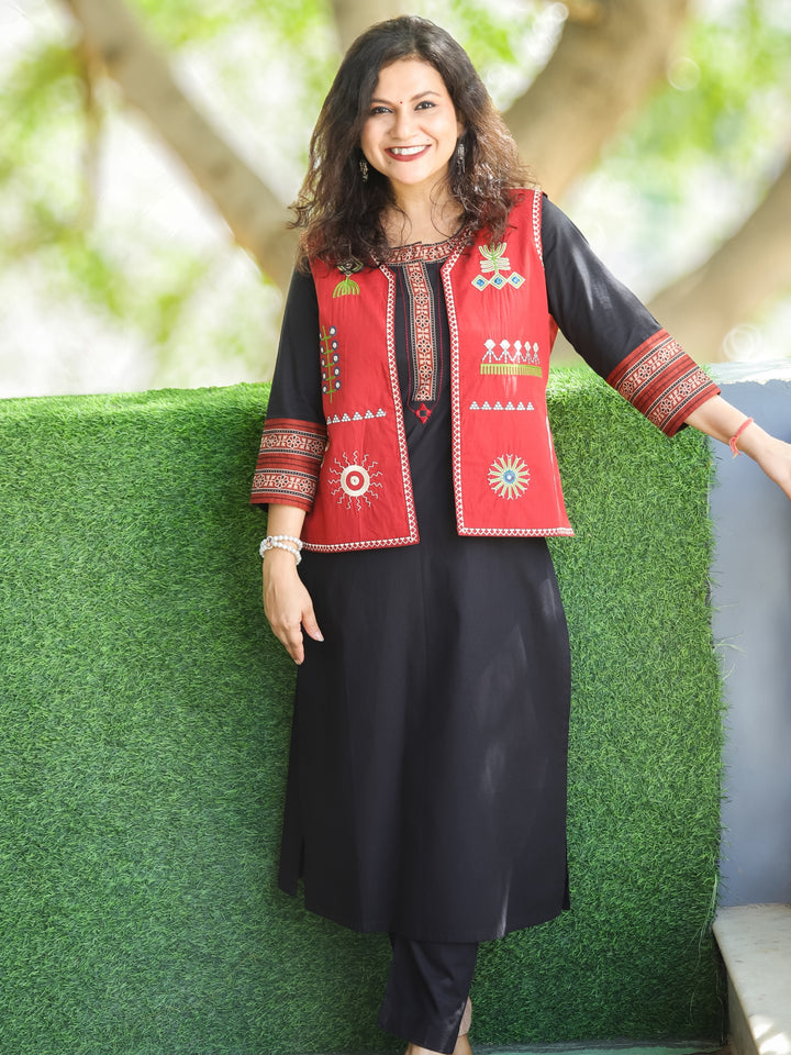 Sajj Night Black Round Neck with Printed Patch Work Cotton 2 Piece Set