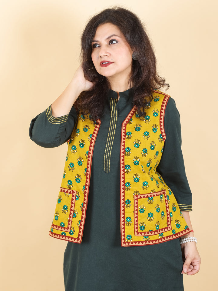 Sajj Sacramento Green Round Neck with Printed Patch Work Cotton 2 Piece Set