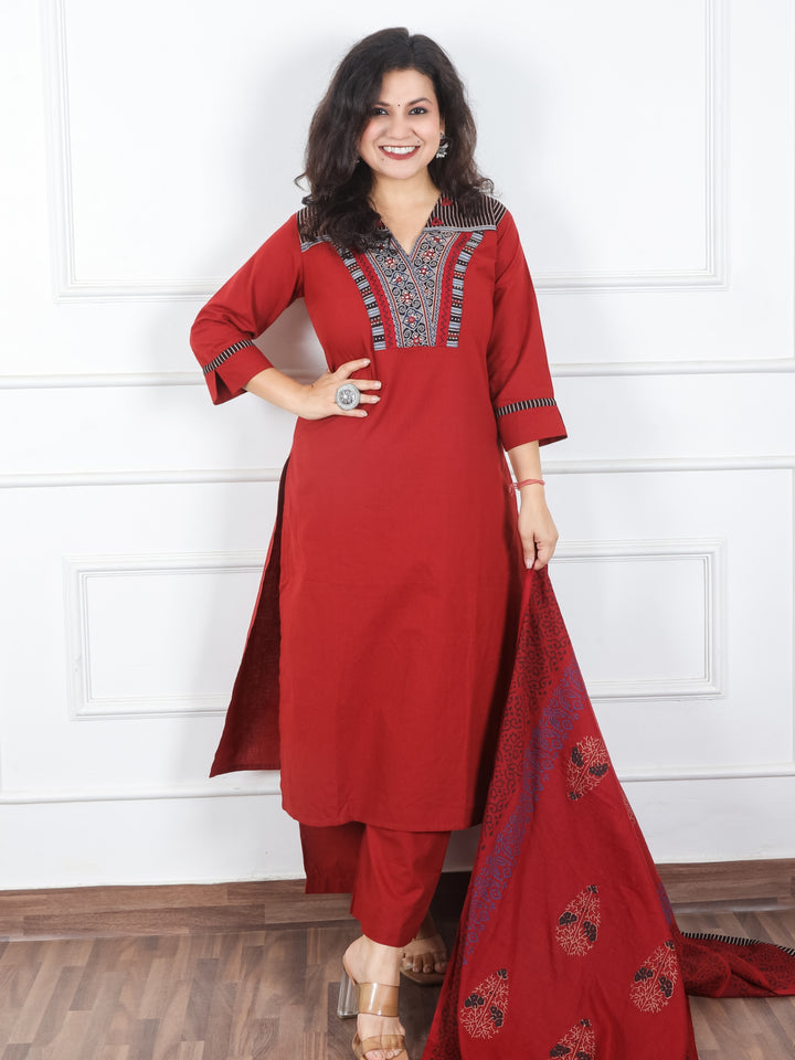 Khusboo Maroo Red Printed Patch V Neck with Mirror Work Cotton 3 Piece Set