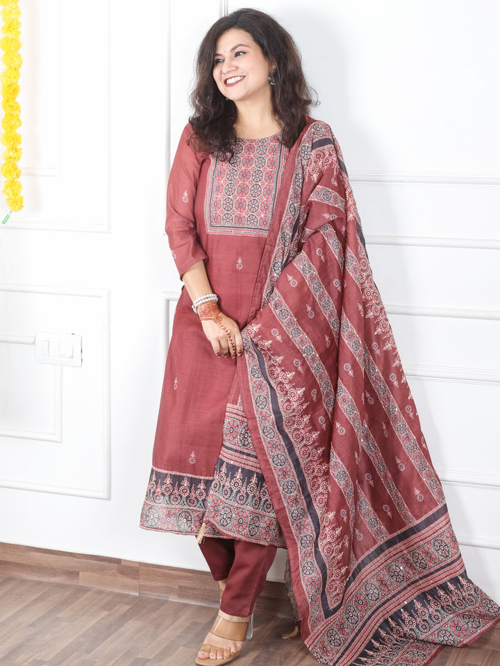 Mivaan Mauve Pink All Over Digital Printed with Kantha Work Chanderi 3 Piece Set