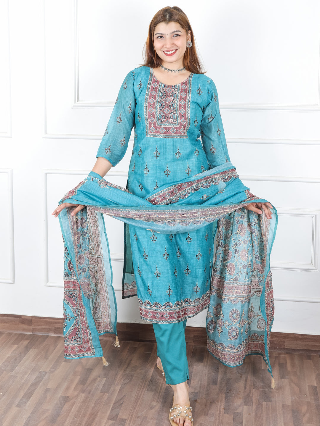 Jhanvi Aqau Teal Digital Printed Neck with Kantha Detailing Chanderi 3 Piece Set
