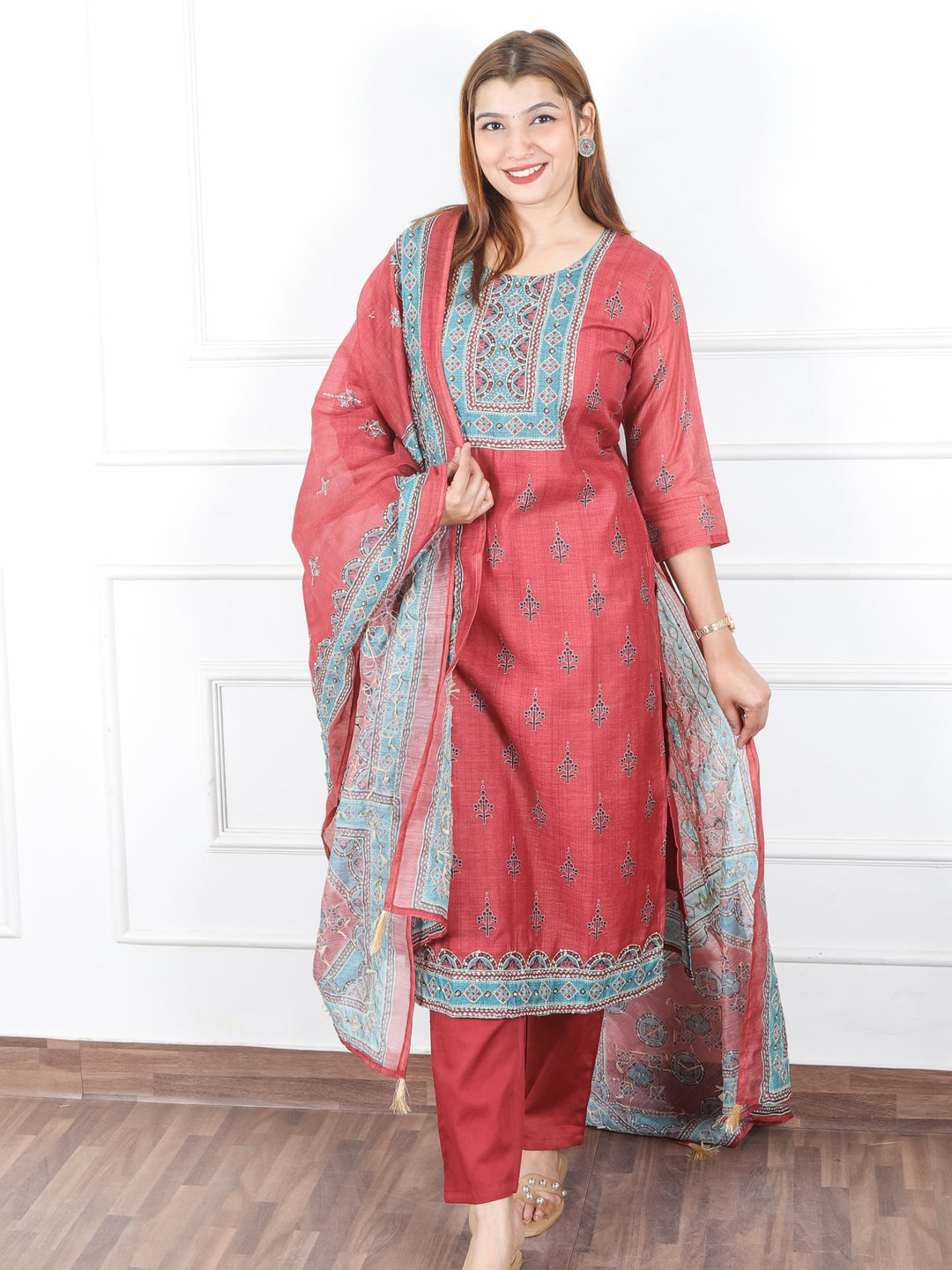 Jhanvi Mauve Red Digital Printed Neck with Kantha Detailing Chanderi 3 Piece Set