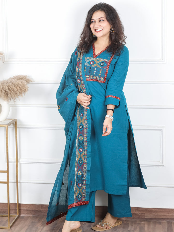 Roshni Dark Teal Thread Embroiered Neck with Patra Detailing Cotton 3 Piece Set