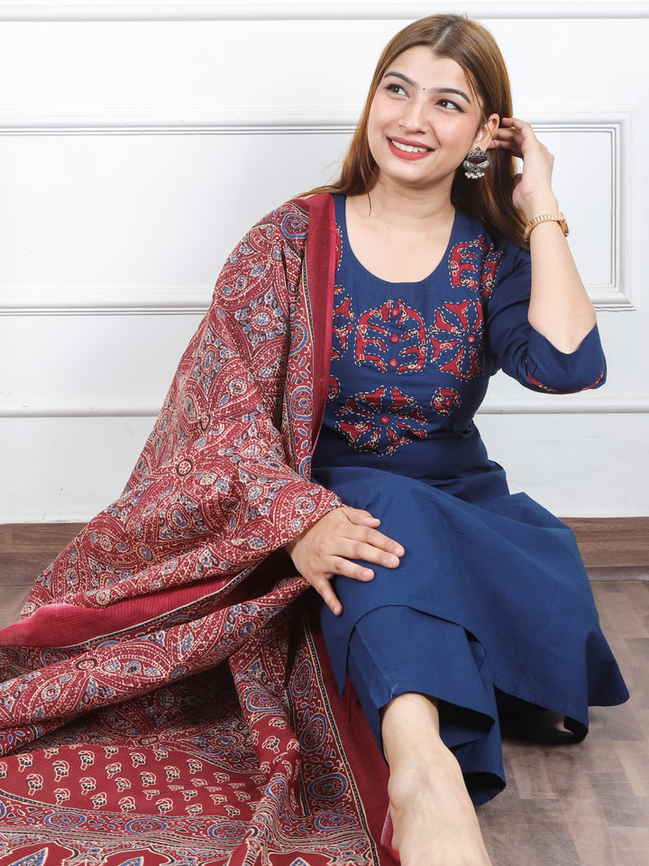 Sanskriti Prussian Blue Applique Printed Patch Work on Neck Cotton 3 PIece Set