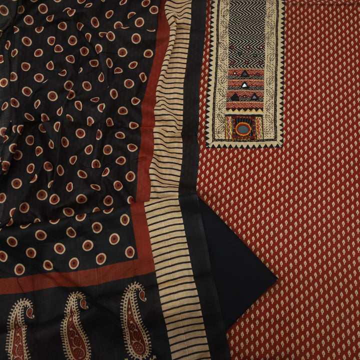 Bandegi Blood Red Kantha Work Neck Printed Cotton Top With Printed Cotton Dupatta Set