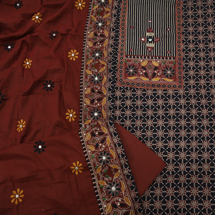 Khairiyat Metal Black Kutch Work Printed Cotton Top With Printed Cotton Dupatta Set