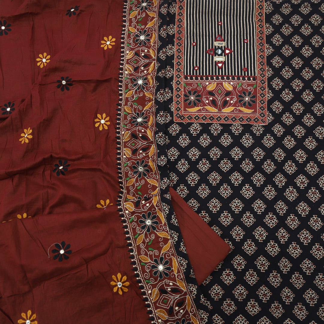 Khairiyat Midnight Black Kutch Work Printed Cotton Top With Printed Cotton Dupatta Set