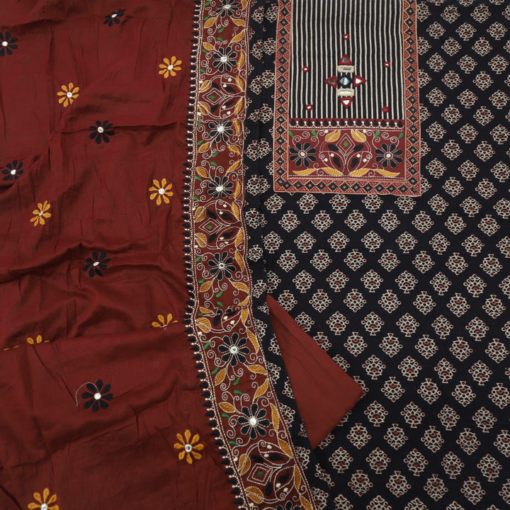 Khairiyat Midnight Black Kutch Work Printed Cotton Top With Printed Cotton Dupatta Set