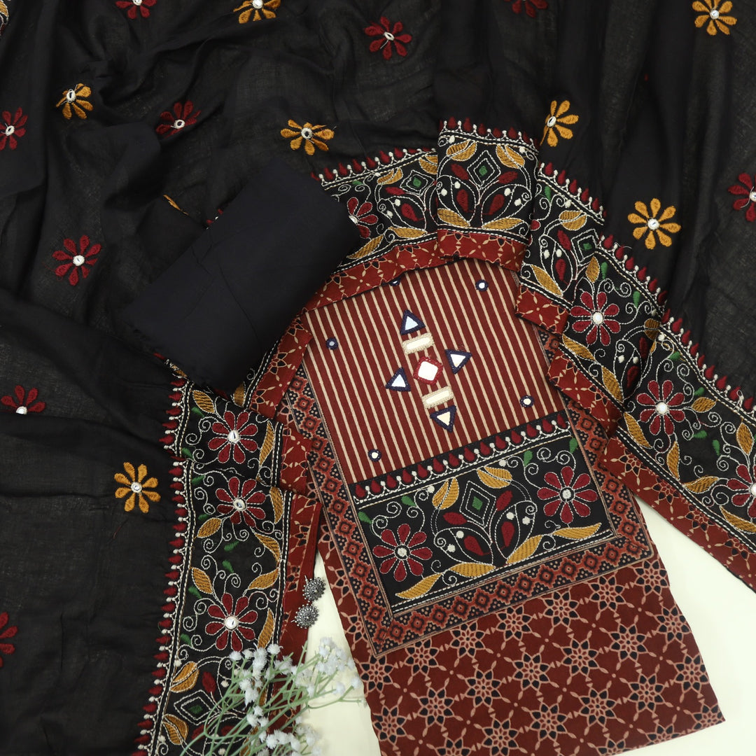 Khairiyat Maroon Red Kutch Work Printed Cotton Top With Printed Cotton Dupatta Set