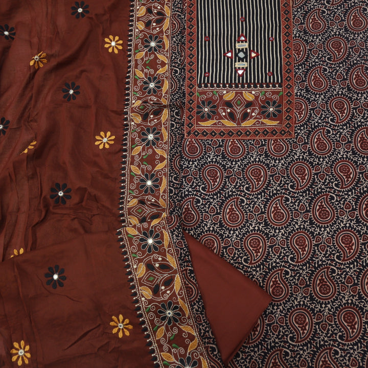 Khairiyat Onyx Black Kutch Work Cotton Top With Cotton Dupatta