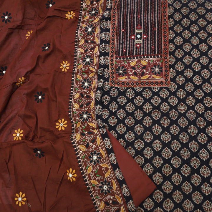 Khairiyat Crow Black Kutch Work Cotton Top With Cotton Dupatta