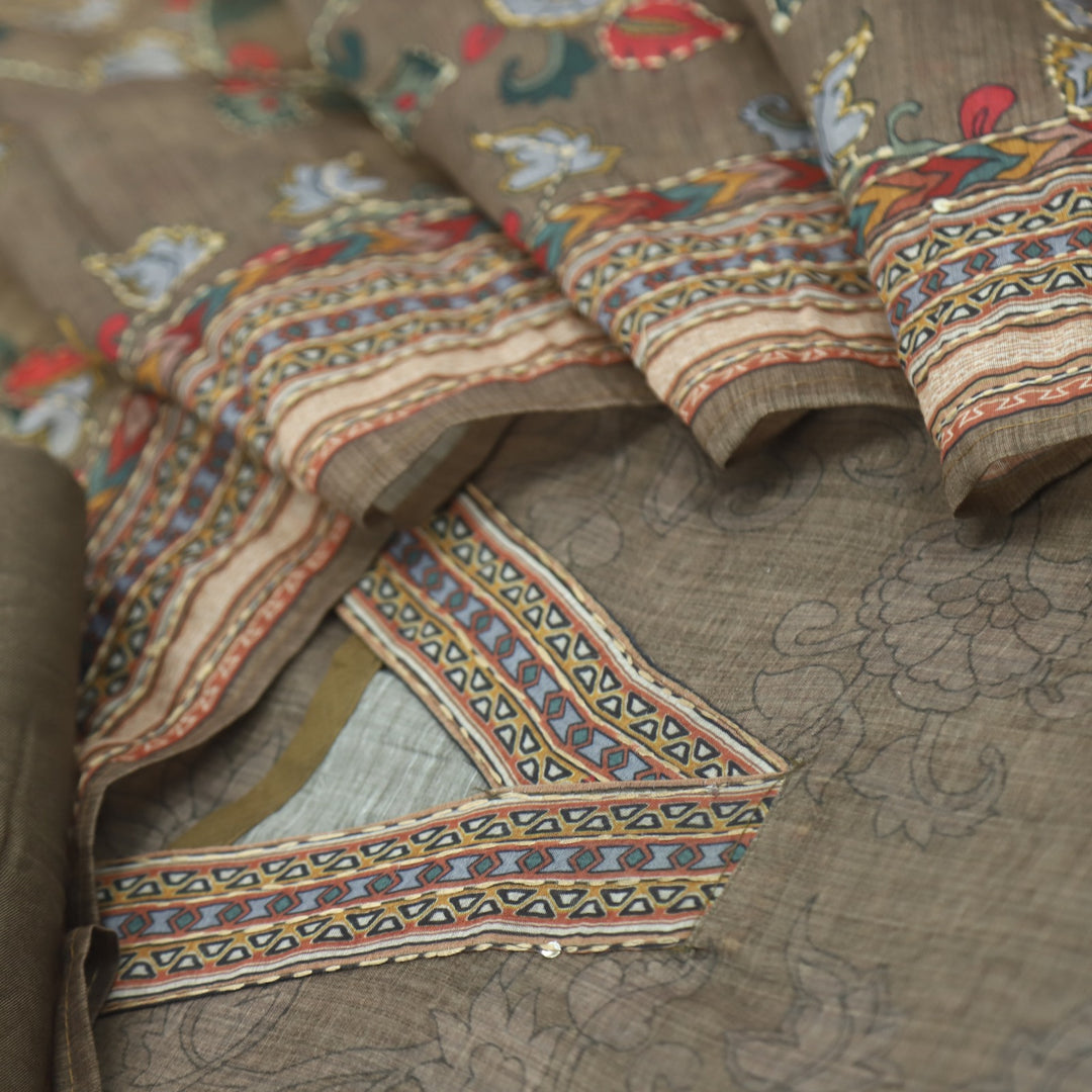 Kohinoor Wood Brown V Neck Chanderi Top with Kantha Dupatta