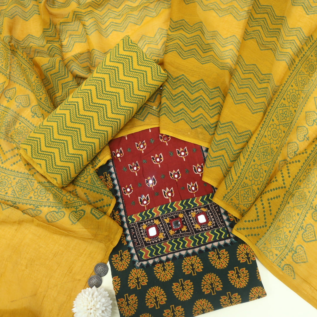 Ruhani Lindworm Green Mirror Work Printed Ajrak Cotton Suit Set