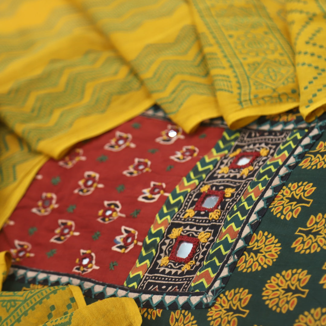 Ruhani Lindworm Green Mirror Work Printed Ajrak Cotton Suit Set