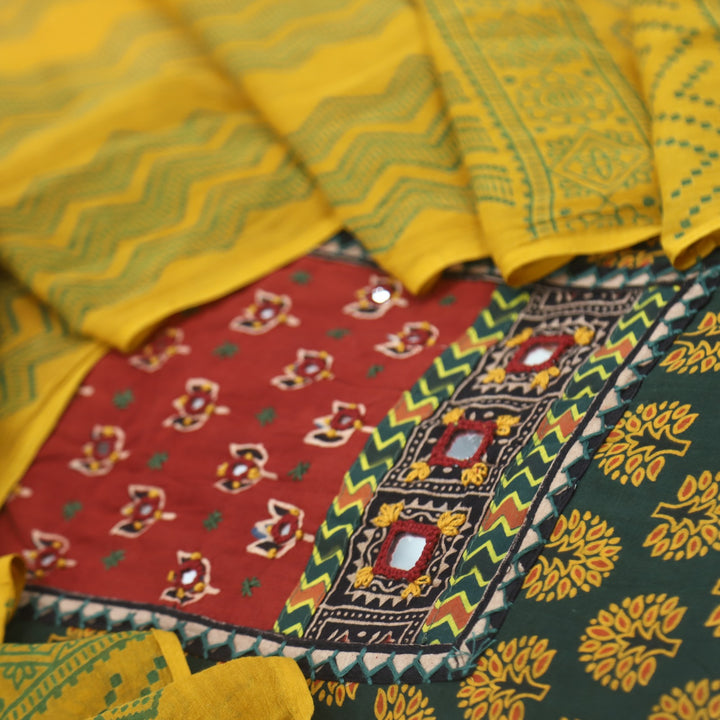Ruhani Lindworm Green Mirror Work Printed Ajrak Cotton Suit Set
