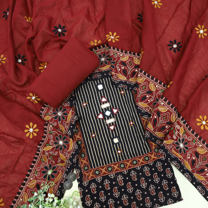 Khairiyat Ebony Black Kutch Mirror Work Cotton Suit Set