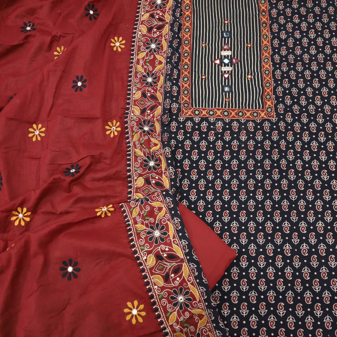 Khairiyat Ebony Black Kutch Mirror Work Cotton Suit Set