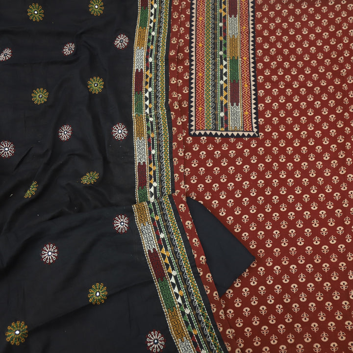 Khairiyat Blood Red Thread Work Neck Kutch Inspired Cotton Suit Set