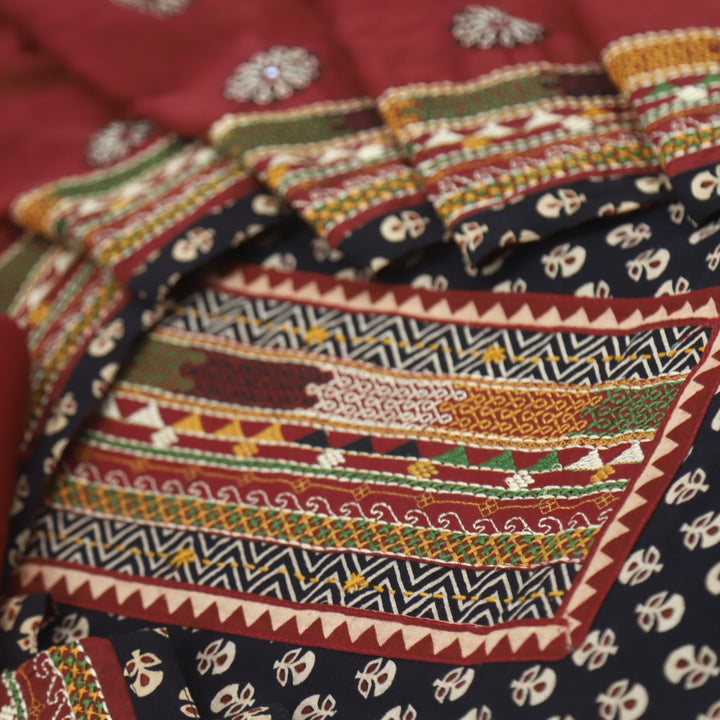 Khairiyat Night Black Thread Work Neck Kutch Inspired Cotton Suit Set