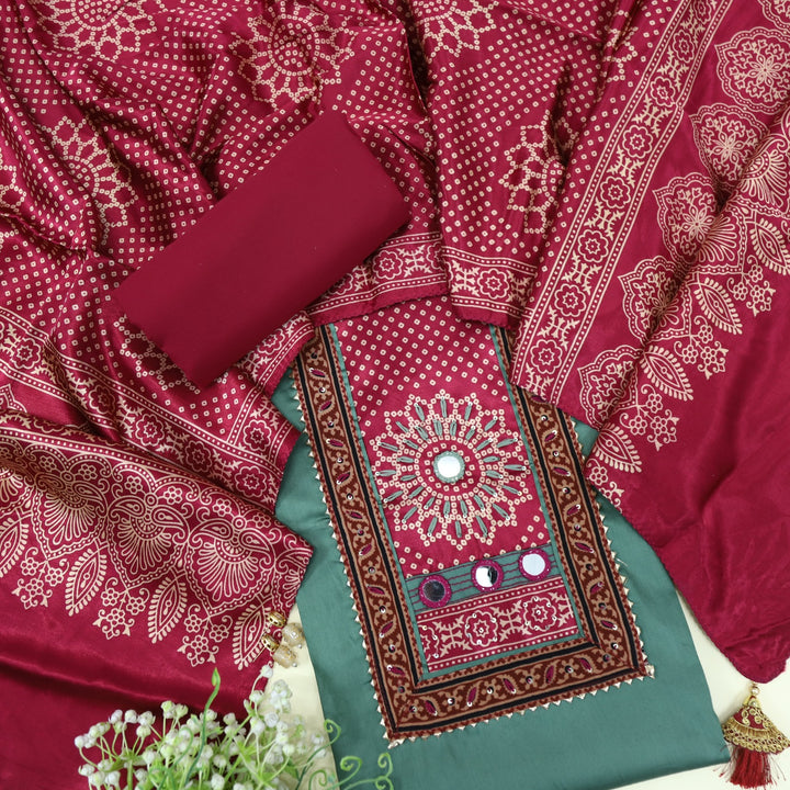 Ruhani Sea Green Glazed Cotton Top With Mashru Stole Dupatta