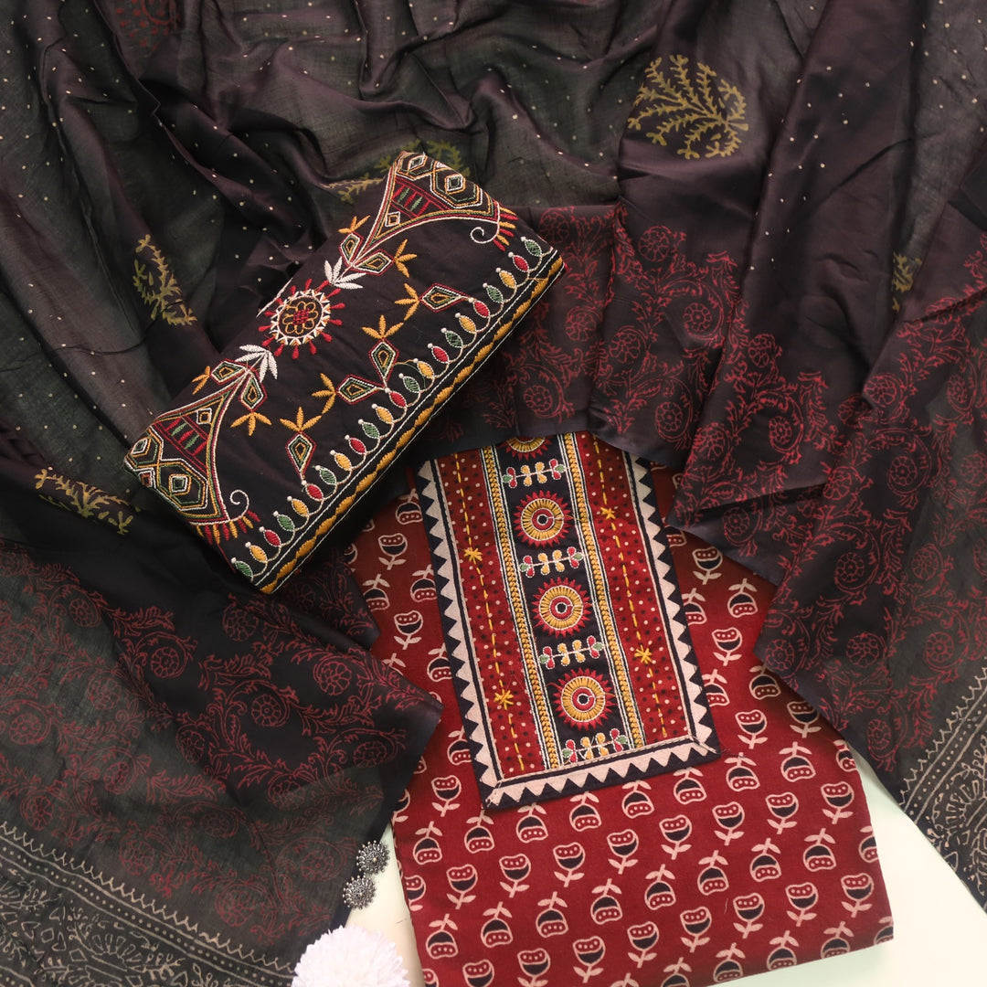 Khairiyat Ruby Red Kutch Work Inspired Cotton Suit Set