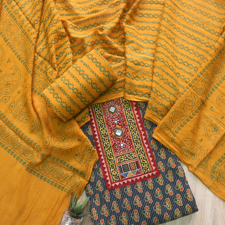 Ruhani Pine Green Ajrak Print Cotton Top With Printed Dupatta