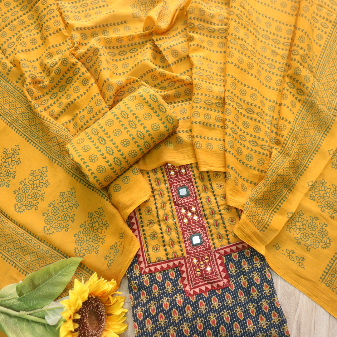 Ruhani Basil Green Ajrak Print Cotton Top With Printed Dupatta