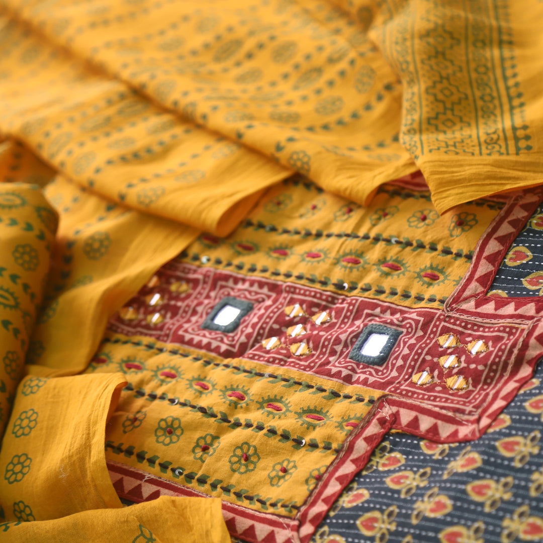 Ruhani Basil Green Ajrak Print Cotton Top With Printed Dupatta