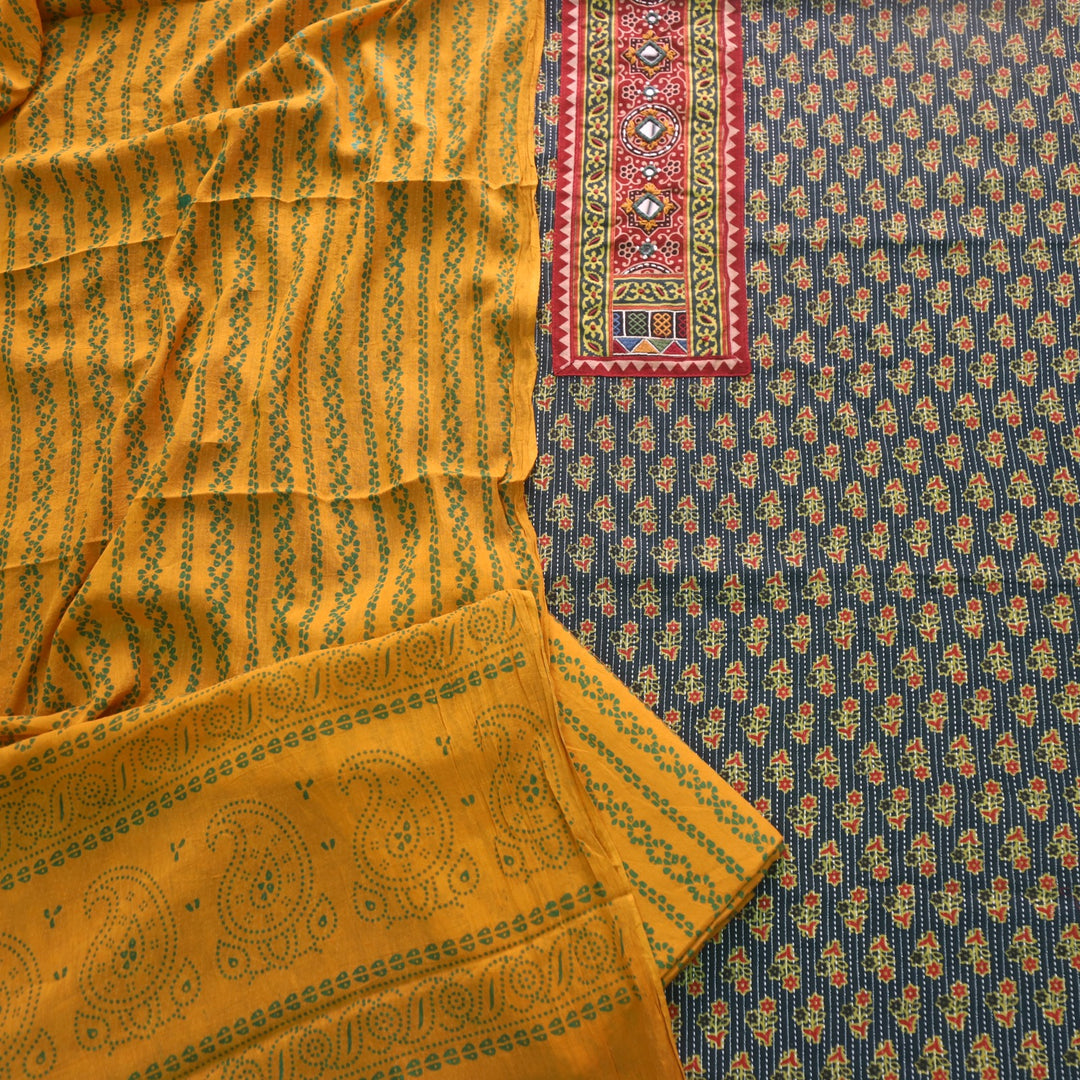 Ruhani Pine Green Ajrak Print Cotton Top With Printed Dupatta