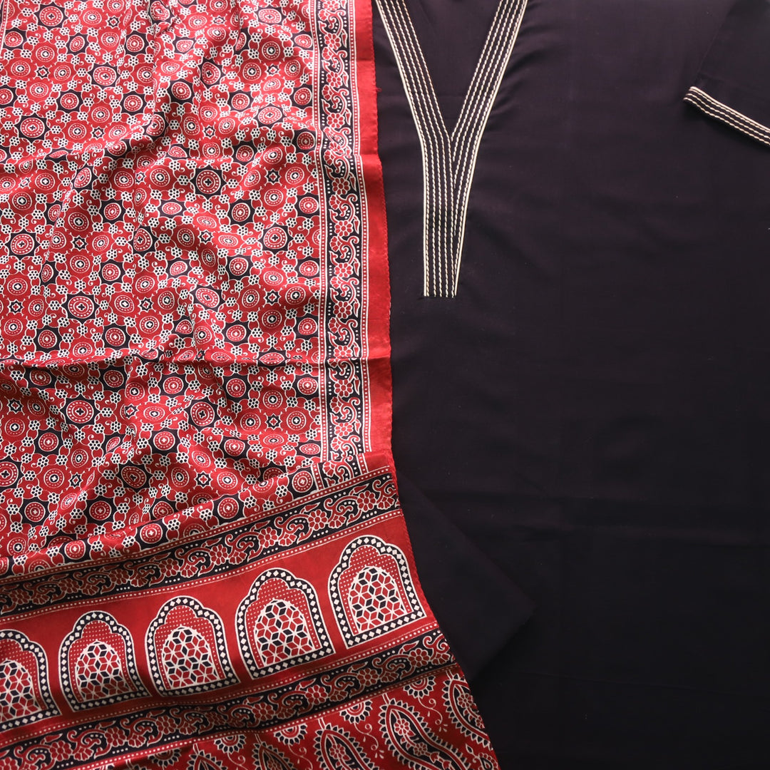 Satranga Ebony Black V neck Thread Work Cotton Flex Suit Set D3