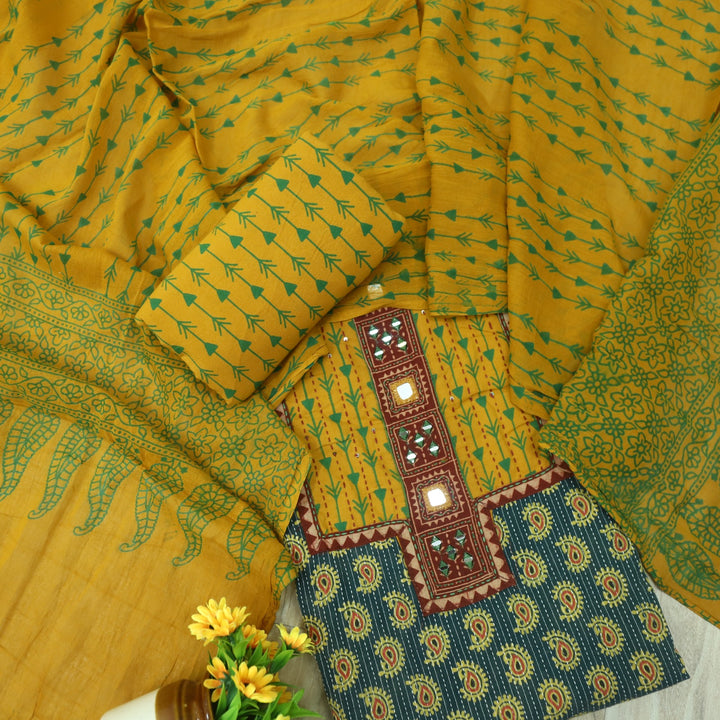 Ruhani Deep Green Ajrak Print Cotton Top With Printed Dupatta