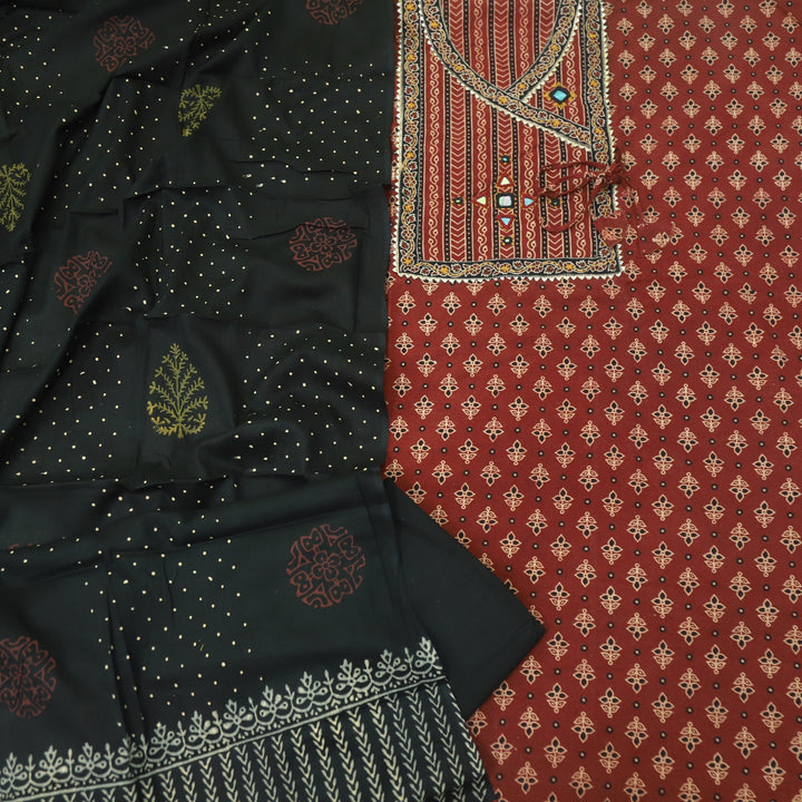 Khairiyat Blood Red Angrakha Kutch Work Cotton Top With Cotton Dupatta
