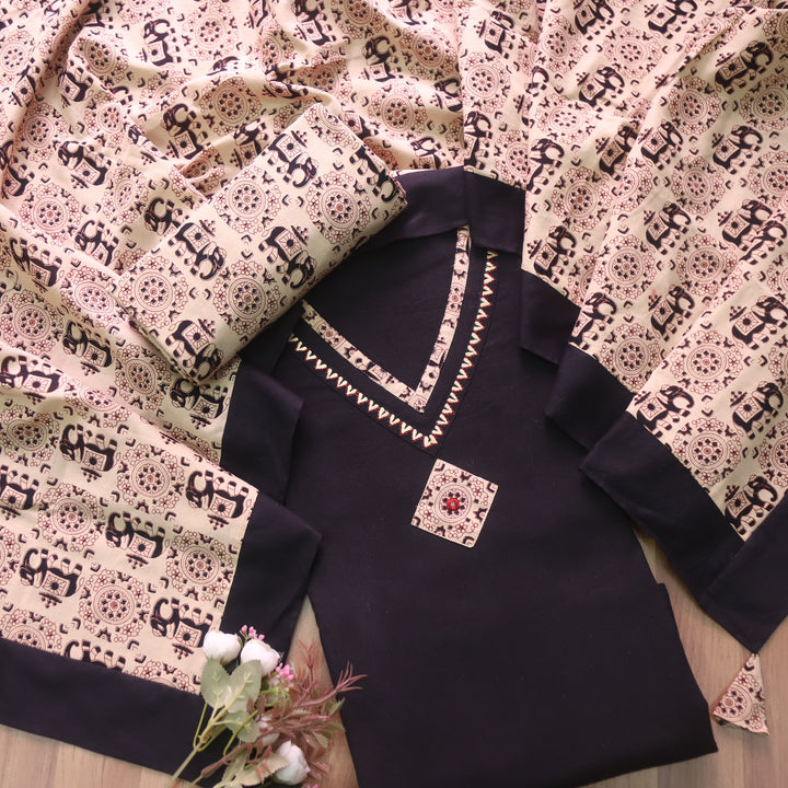 Khuda Ebony Black V Neck Lace With Thread Work Cotton Flex Suit Set