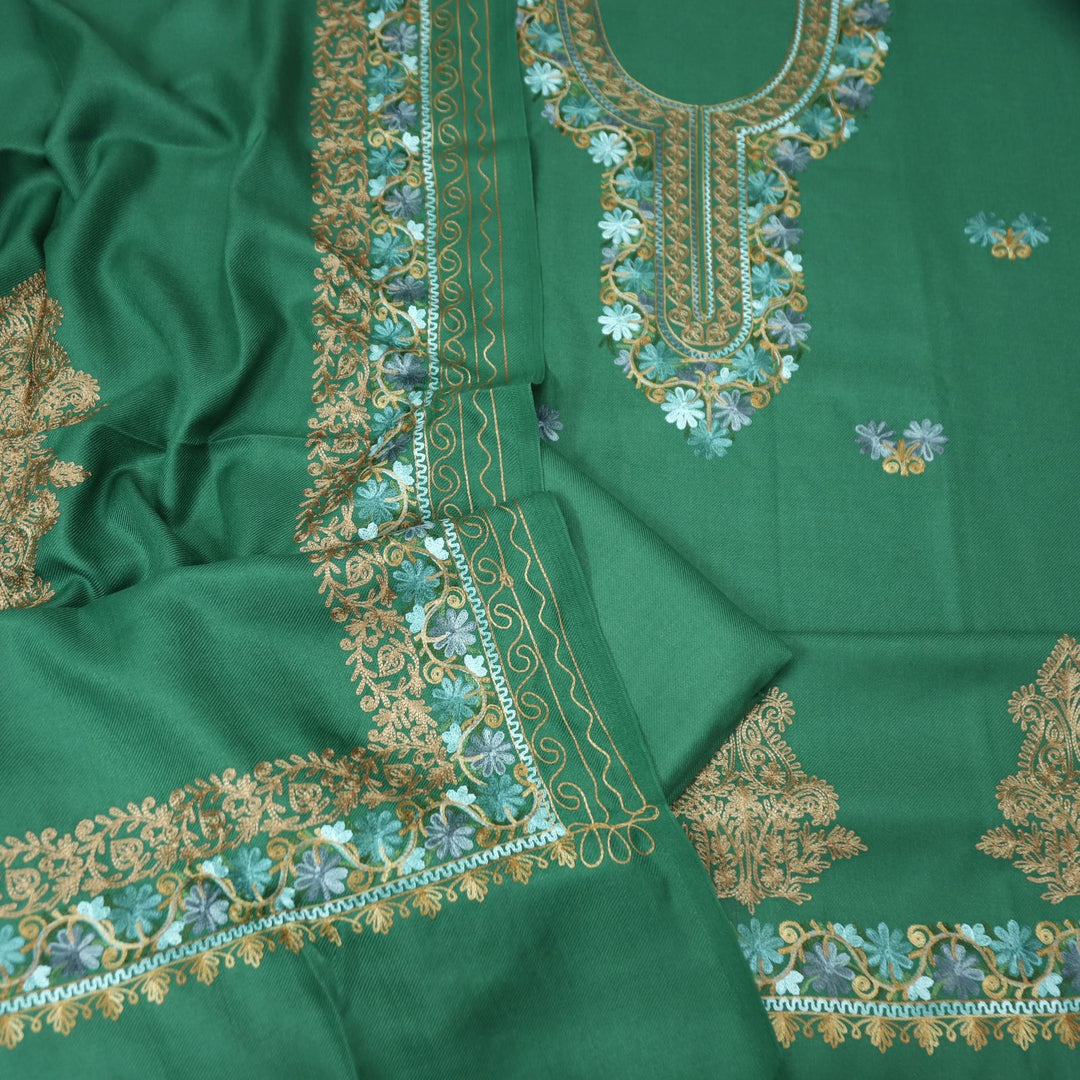 भानुशी Emerald Mist Elegant Woven Kashida Embroidery Semi Pashmina Winter Set