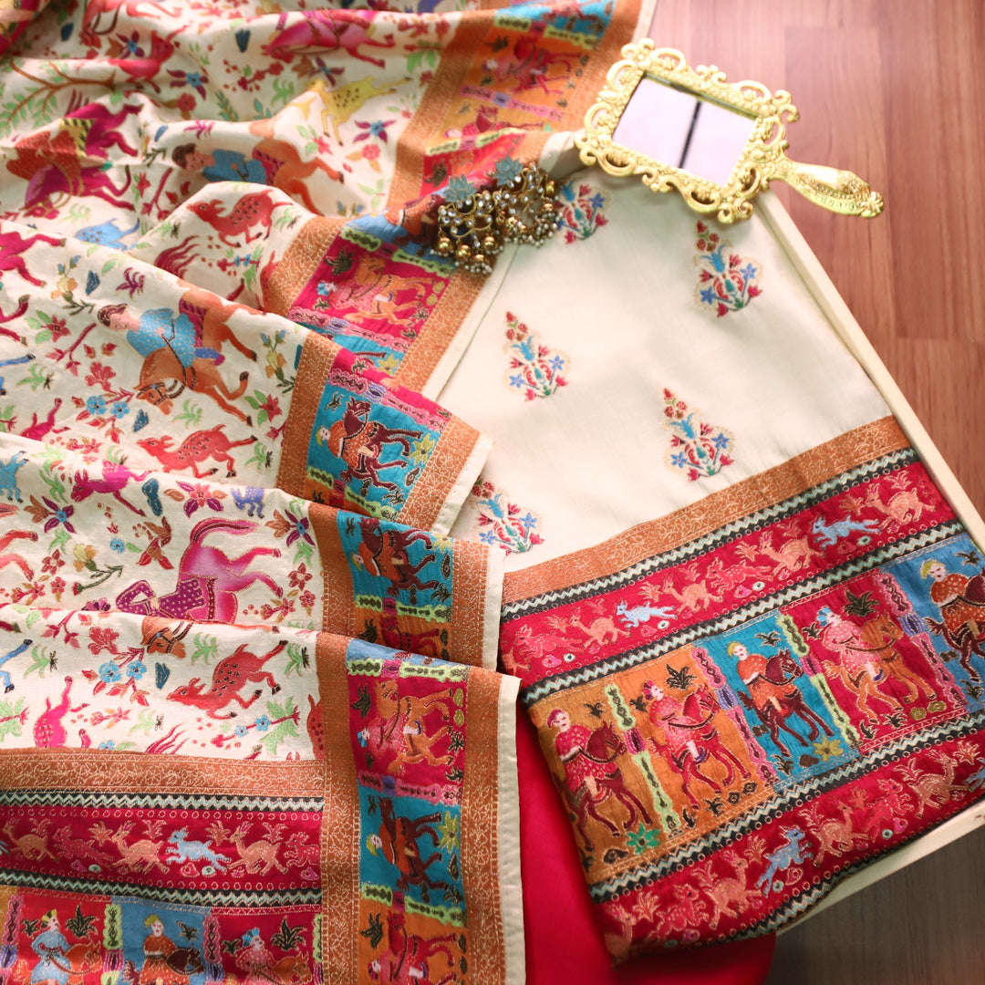 Saraayah Cream Luxe Pochampally Print in Pogishan Jacquard Weaved Gajji Silk Set