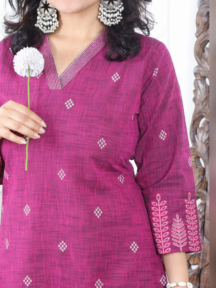 चांदनी Blueberry Purple V Neck with Thread Buti Work Cotton Kurti