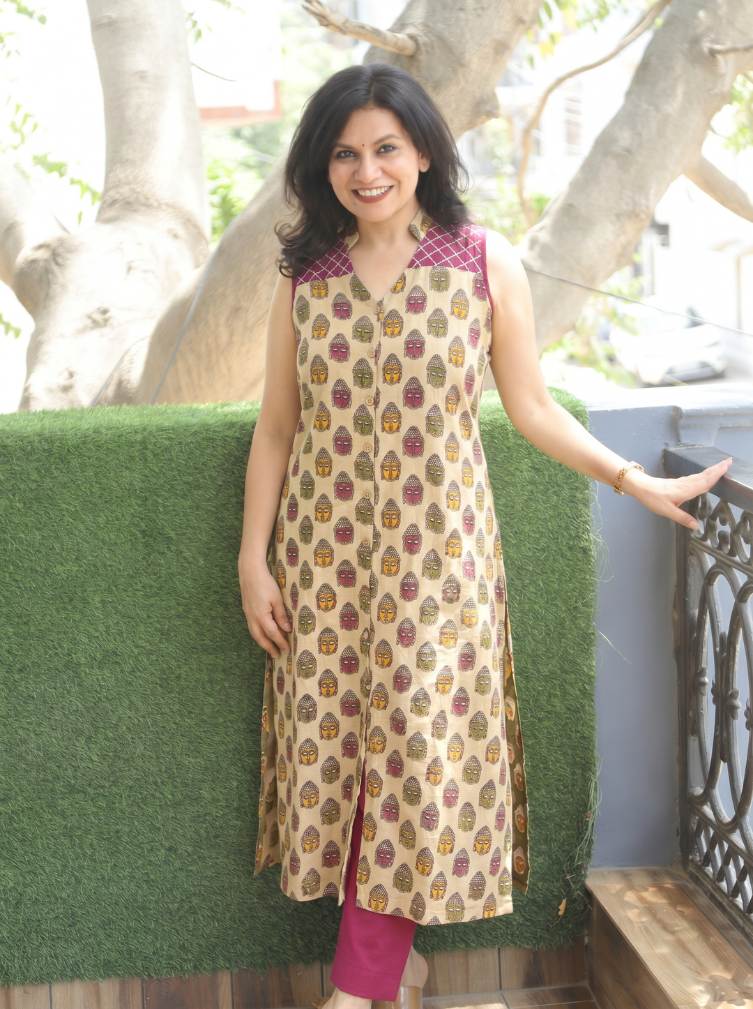 Sanjivi Shell Beige Buddha Print Cotton Kurti